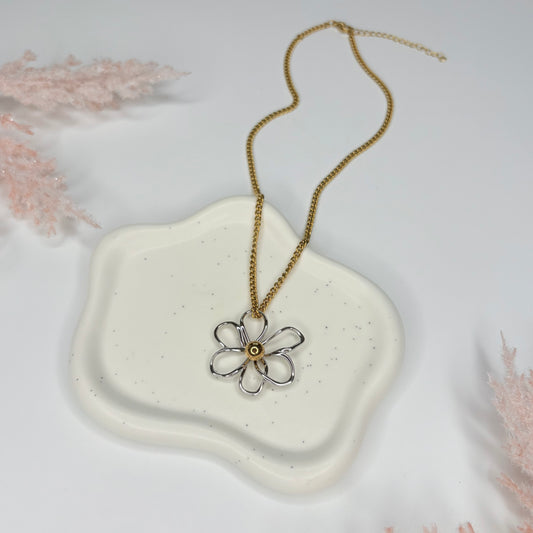 Silver Flower Necklace