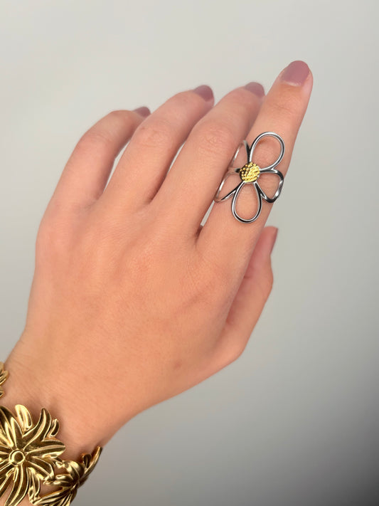Silver Flower Ring